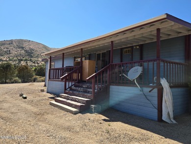 Topaz Lake Home For Sale in Topaz Ranch Estates Nevada