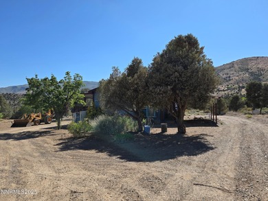 Enjoy the peace and quiet of Topaz Ranch Estate living. This - photo 5