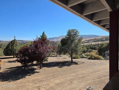 Enjoy the peace and quiet of Topaz Ranch Estate living. This - photo 6