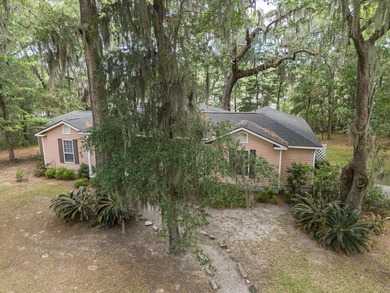 Charming island home w/ stunning marsh views! Nestled among the - photo 30