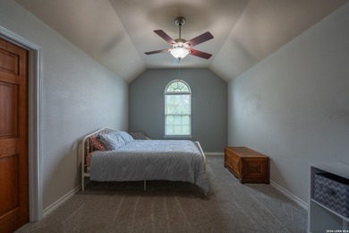 Welcome to Dancing Bear, where over two acres of lush Texas Hill - photo 30