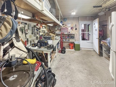 Fortune Lake Waterfront Home! Opportunities like this are - photo 31