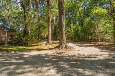 Charming island home w/ stunning marsh views! Nestled among the - photo 32