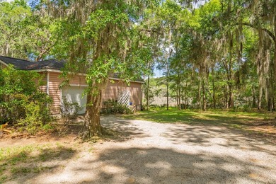 Charming island home w/ stunning marsh views! Nestled among the - photo 33