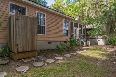 Charming island home w/ stunning marsh views! Nestled among the - photo 34