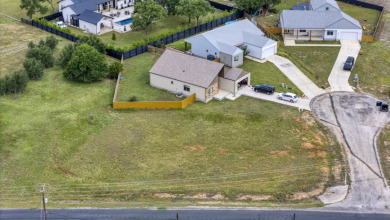 Hill Country Corner Lot near Golf Course - photo 18