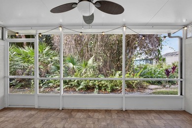 Beautifully updated coastal living just minutes from the ocean - photo 6