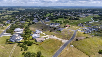 Hill Country Corner Lot near Golf Course - photo 10