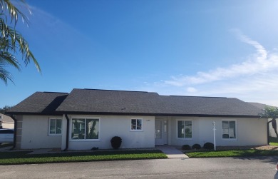 Lake Isis Home For Sale in Avon Park Florida