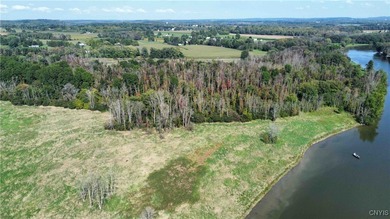 Hickory Island is a private island consisting of 53 acres - photo 3