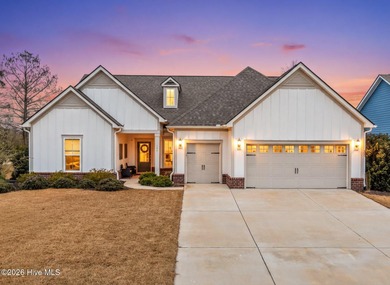 (private lake, pond, coastal) Home For Sale in Calabash North Carolina