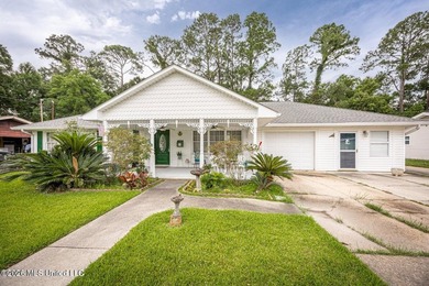 This spacious home is in the desirable Bayou View Subdivision - photo 1