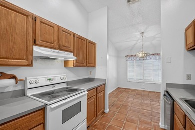 Priced to Sell! Don't miss this fantastic opportunity to own a - photo 10