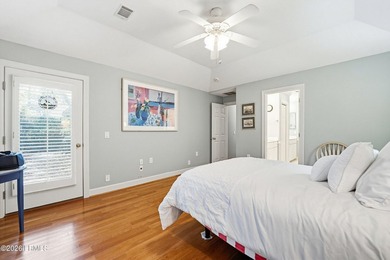 One level living on prestigious Dataw Island! This beautifully - photo 23