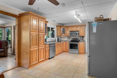 Smith Lake - Dave Wilson Circle, 3 BR, 2 BA, wooded lot, gentle - photo 8