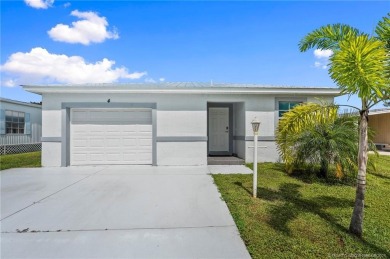 St. Lucie River Home For Sale in Port Saint Lucie Florida