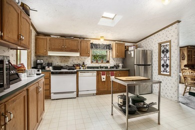 Welcome to 2255 River Road - a truly unique and secluded - photo 9