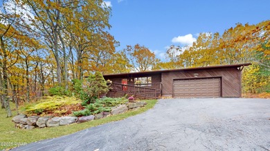 Hemlock Lake Home For Sale in Lords Valley Pennsylvania