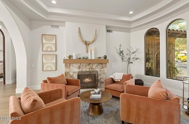 Panoramic views of city lights and Camelback Mountain define - photo 7