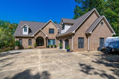 Nestled in one of Smith Lake's most sought-after gated - photo 3