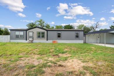 Lake Home Sale Pending in Bridgeport, Texas