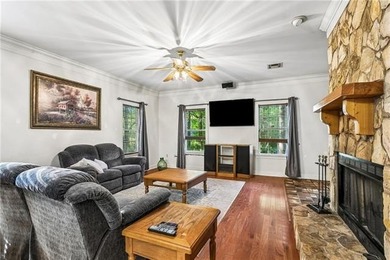 Discover the perfect home base for your Northshore lifestyle! - photo 3