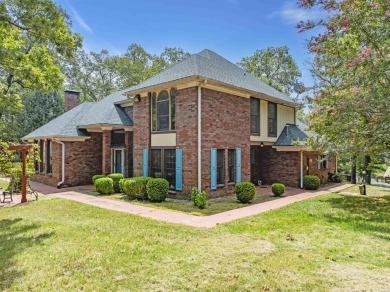 Lake Hamilton Home For Sale in Hot Springs Arkansas