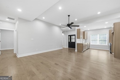 Discover this stunning four-bedroom, three-bath home located in - photo 15