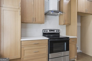 Discover this stunning four-bedroom, three-bath home located in - photo 21