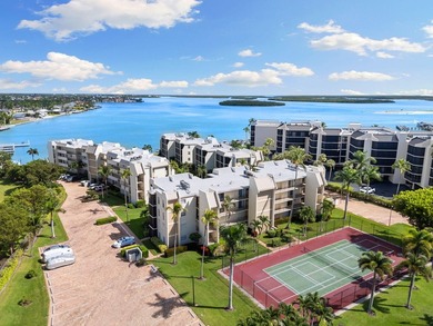 Marco Island Area Condo For Sale in Marco Island Florida