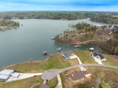 Rare find on the Jasper side of Smith Lake!Located in the gated - Lake Lot For Sale in Jasper, Alabama