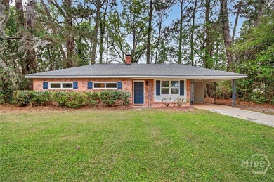 Welcome to this beautifully renovated 3-bedroom, 1-bath ranch - photo 2