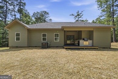 Discover this stunning four-bedroom, three-bath home located in - photo 38