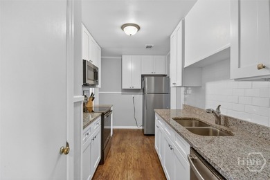 Welcome to this beautifully renovated 3-bedroom, 1-bath ranch - photo 9