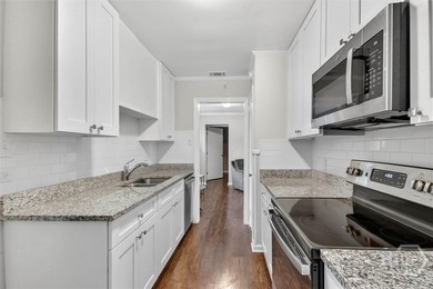 Welcome to this beautifully renovated 3-bedroom, 1-bath ranch - photo 10