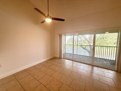 Move right into this beautifully updated 2-bedroom, 2-bathroom - photo 6