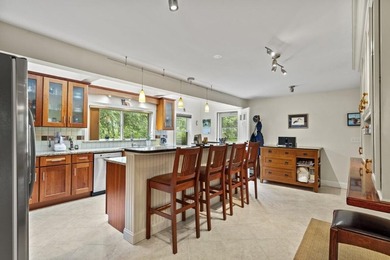 This two-level condominium offers a spacious and comfortable - photo 10