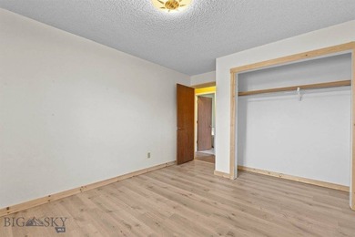 Welcome to this inviting single-family home on the desirable - photo 18
