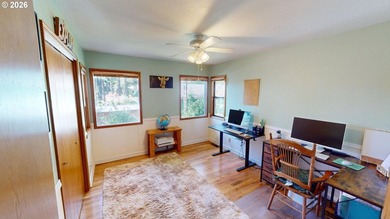 Beautiful Classic Ranch on 1.09 Private Acres - Timeless - photo 20