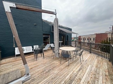 A versatile 7,926 SF mixed-use commercial building in the heart - photo 3