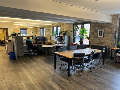 A versatile 7,926 SF mixed-use commercial building in the heart - photo 6