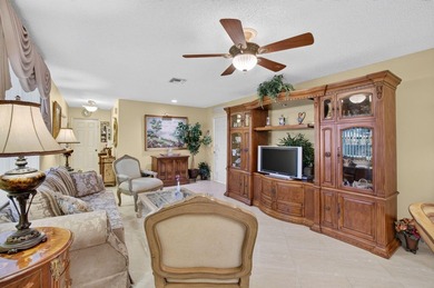 This charming 2 bedroom, 2 bathroom villa offers comfortable - photo 10
