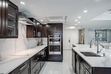 Boardwalk Penthouse nestled on the 34th Floor! Offers