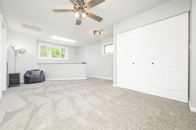Welcome to your dream waterfront retreat--where modern luxury - photo 21
