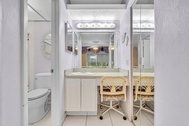 Enjoy life in this well-maintained 55+ community of Royal Park - photo 26