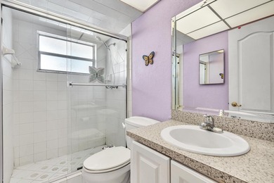 Enjoy life in this well-maintained 55+ community of Royal Park - photo 32