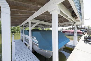 Welcome to your dream waterfront retreat--where modern luxury - photo 32