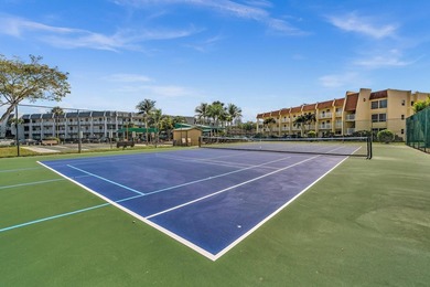 Enjoy life in this well-maintained 55+ community of Royal Park - photo 40