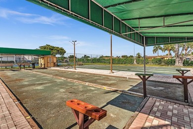Enjoy life in this well-maintained 55+ community of Royal Park - photo 42