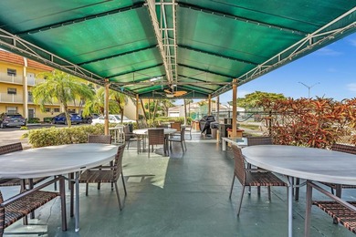 Enjoy life in this well-maintained 55+ community of Royal Park - photo 44